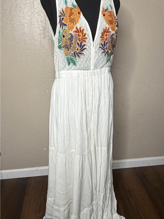 Lulus Dresses & Skirts - Lulu's White Maxi Dress with Multicolor Floral Embroidery